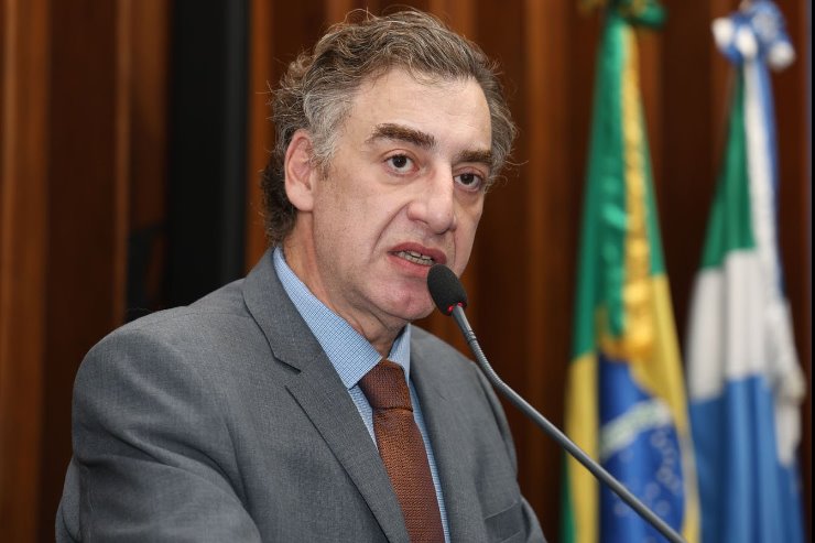 Neno Razuk cobra ação urgente para que crianças com deficiência não fiquem fora da escola