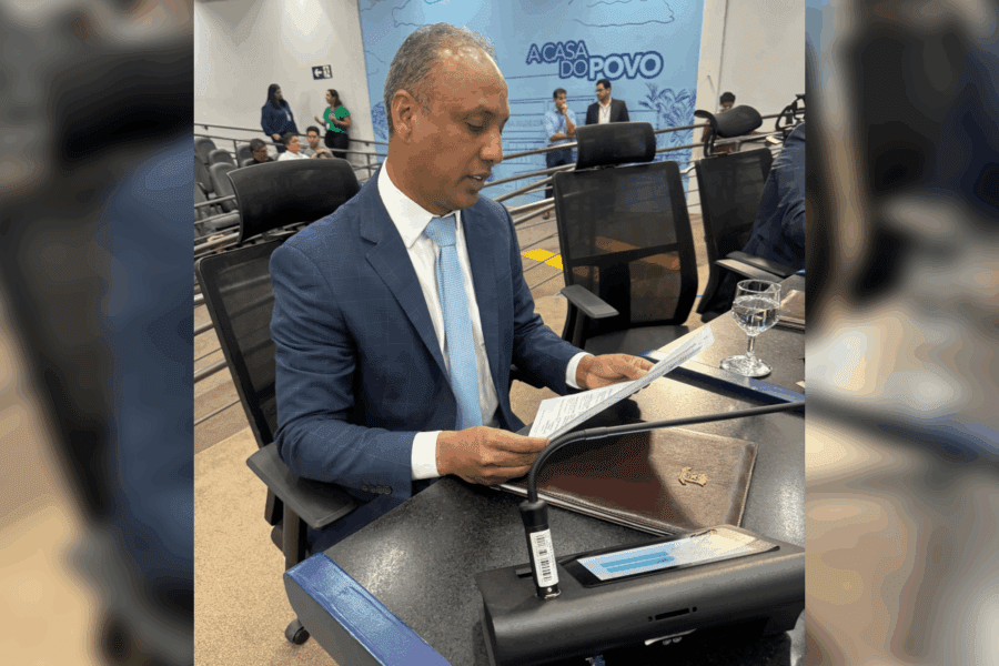 Junior Coringa solicita iluminação e operação tapa-buracos em diferentes regiões da Capital