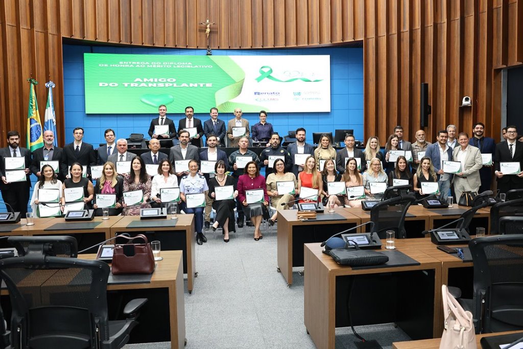 Sessão Solene homenageia “Amigos do Transplante” e destaca compromisso com a saúde em MS