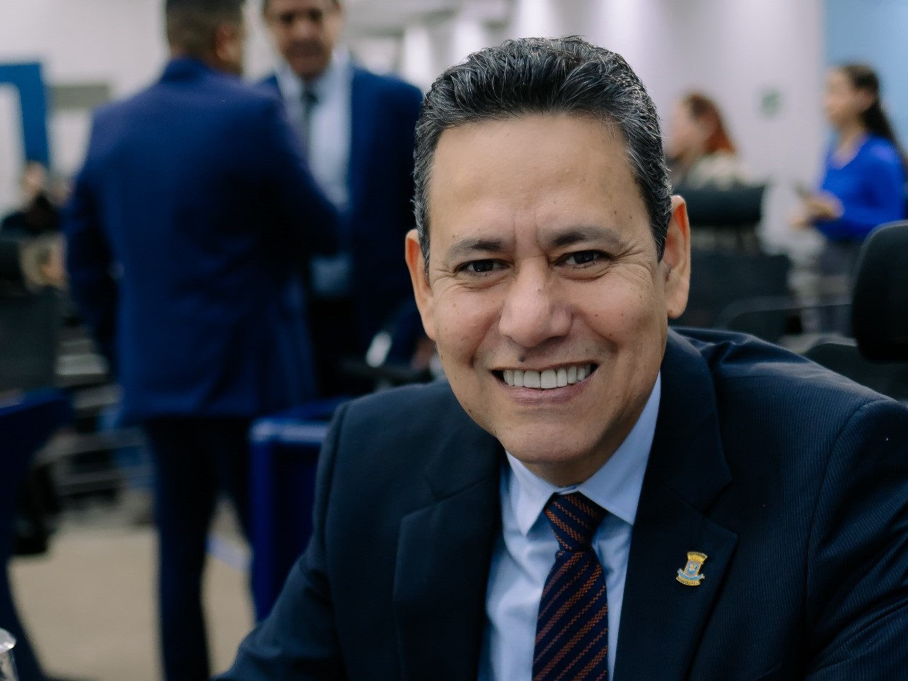 Vereador Clodoilson Pires recebe pedidos de moradores e cobra melhorias em  trânsito e transporte público