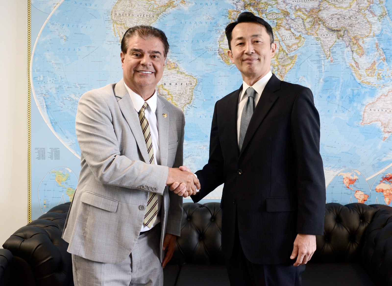 Senador Nelsinho Trad é o primeiro parlamentar de MS a receber o Diploma de Honra ao Mérito dos Negócios Estrangeiros do Japão
