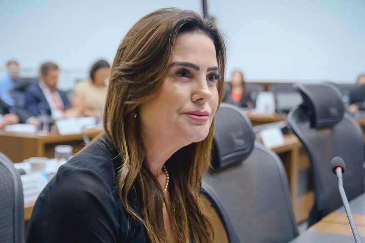 Mara Caseiro pede recursos para sede do Assentamento Guanabara, em Amambai
